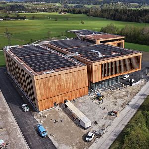 BORA: VERTIKALE FABRIK fertiggestellt